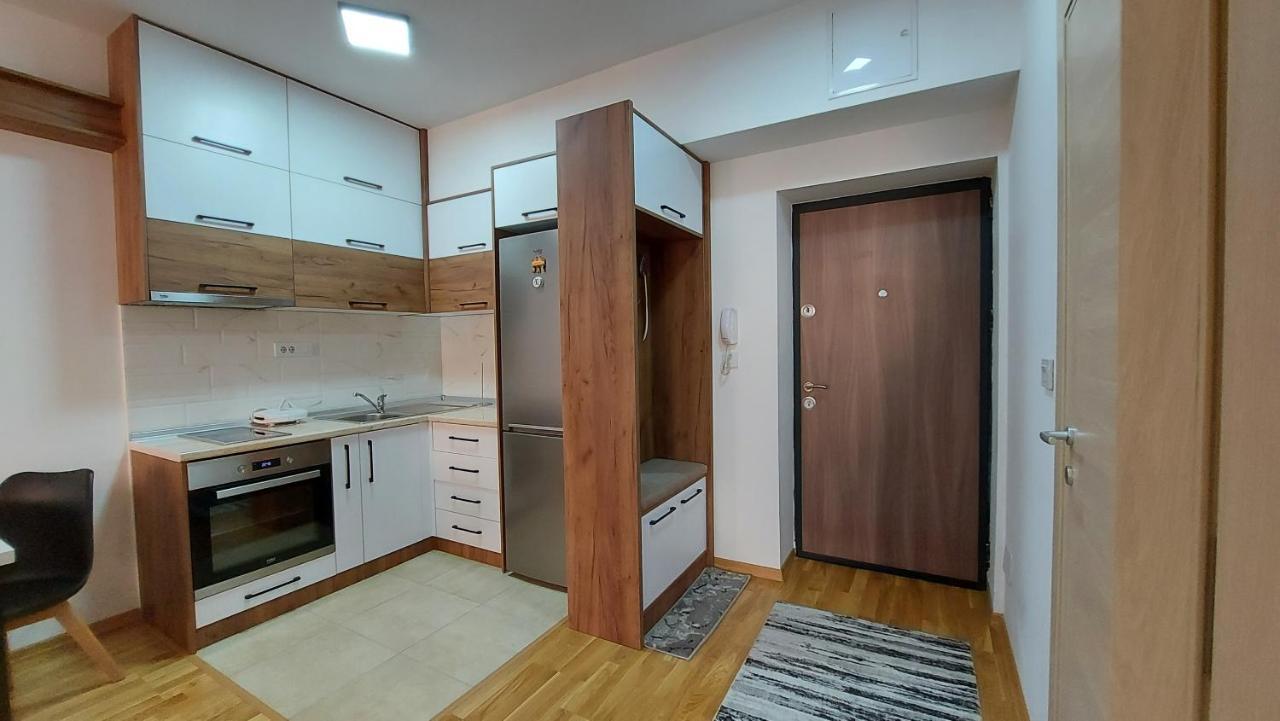 New Home In Скопье Экстерьер фото